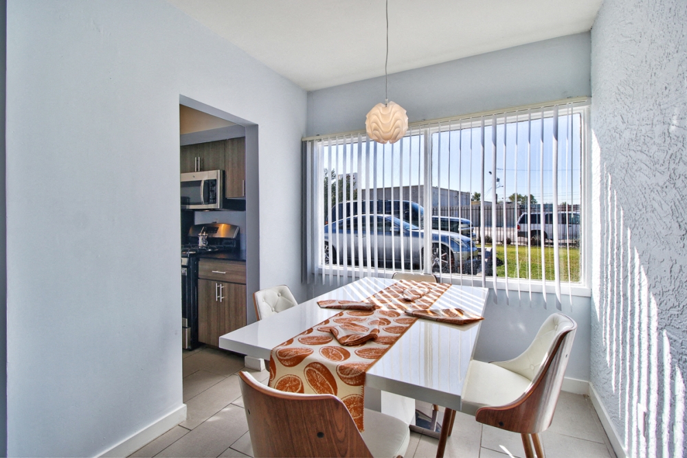 801 Turney photo 4